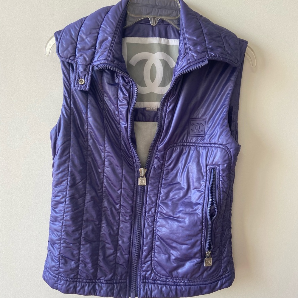CHANEL winter vest